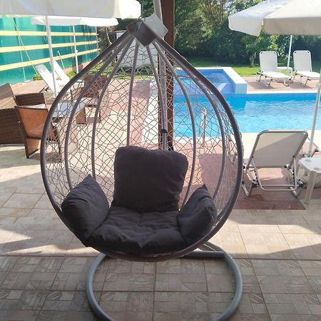Maria Lemoni Swimming Pool Apartment Nea Skioni Luaran gambar