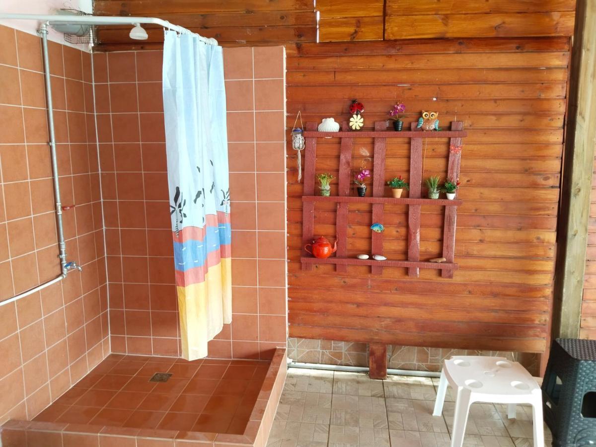 Maria Lemoni Swimming Pool Apartment Nea Skioni Luaran gambar