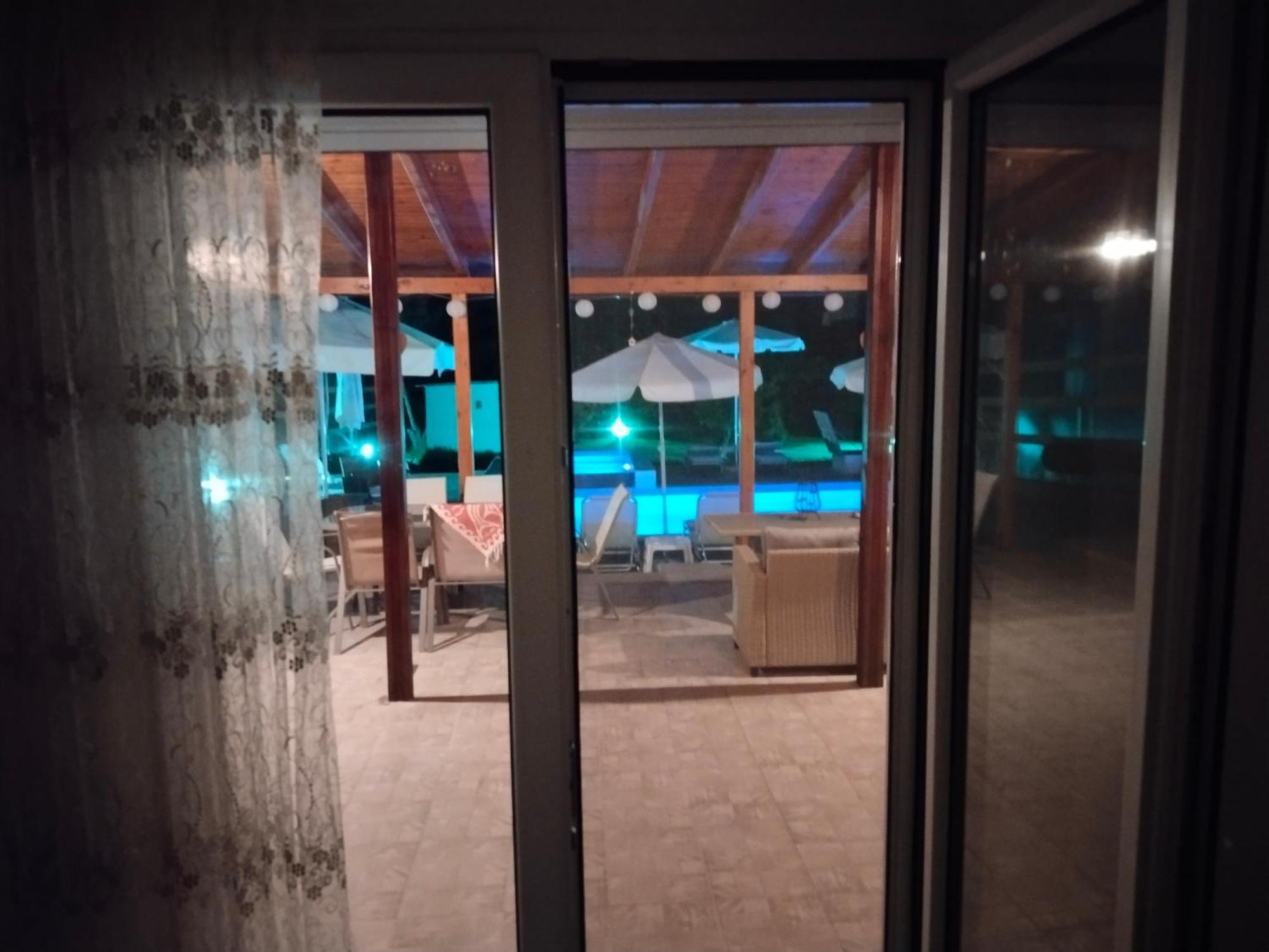 Maria Lemoni Swimming Pool Apartment Nea Skioni Luaran gambar